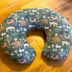 Boppy pillow